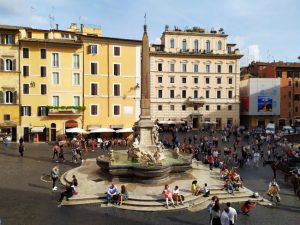 Pantheon Roma visto de janela de restaurante pantheon roma fontana praca rotonda 300x225 - Pantheon Roma visto de janela de restaurante