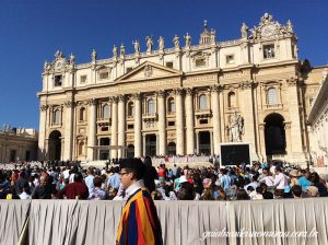 guarda_suica_vaticano_guia_brasileira_roma guarda suica vaticano guia brasileira roma 300x224 - guarda_suica_vaticano_guia_brasileira_roma