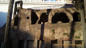 acropole_roma_predio_Apartamentos_antigos_guia_brasileira.jpg acropole roma predio Apartamentos antigos guia brasileira 300x168 - acropole_roma_predio_Apartamentos_antigos_guia_brasileira.jpg