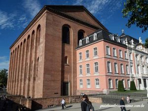basilica_constantino_trier_fachada.jpg basilica constantino trier fachada 300x225 - basilica_constantino_trier_fachada.jpg