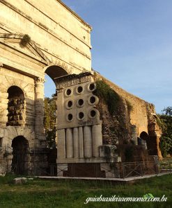 guia_brasileira_roma_sepultura_padeiro.jpg guia brasileira roma sepultura padeiro 247x300 - guia_brasileira_roma_sepultura_padeiro.jpg