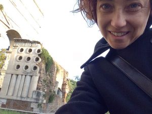 guia_brasileira_roma_tumba_padeiro.jpg guia brasileira roma tumba padeiro 300x225 - guia_brasileira_roma_tumba_padeiro.jpg