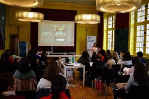 IV_EEBB_damaris_palestra IV EEBB damaris palestra 300x200 - IV_EEBB_damaris_palestra