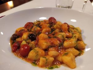 bolonha gastronomia gnochi 300x225 - Bolonha gastronpmia, Gnocchi de Casa Monica